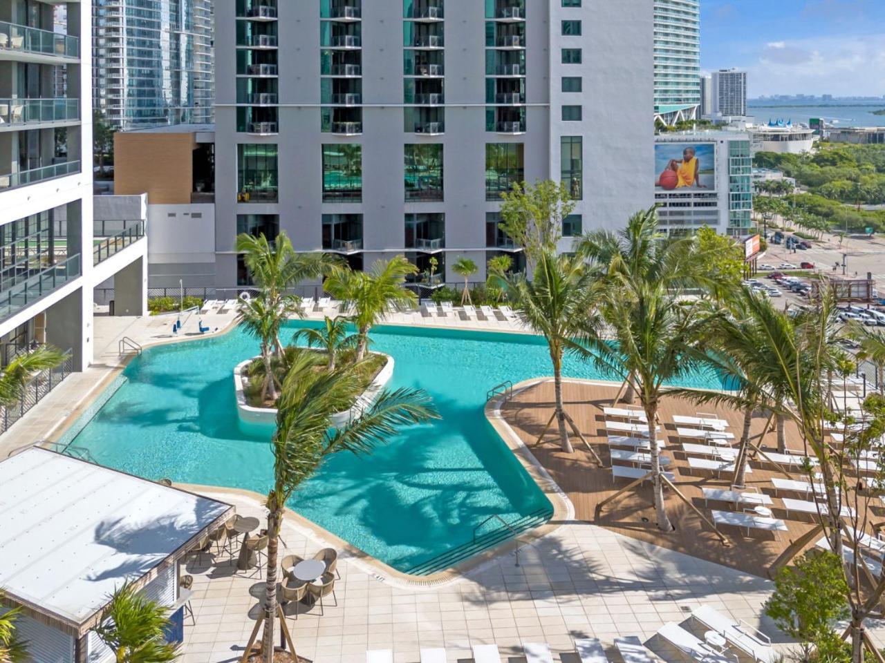 Bright And Breezy 1 Bed Unit With Water And Views Appartement *