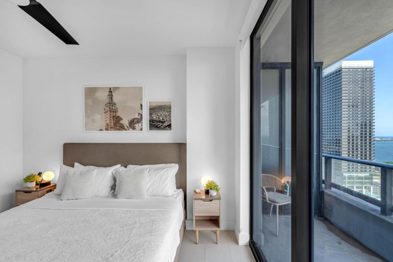 Bright And Breezy 1 Bed Unit With Water And Views Appartement