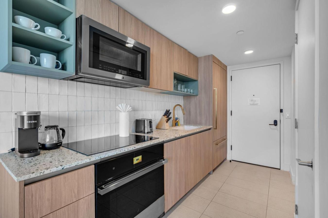 Bright And Breezy 1 Bed Unit With Water And Views * Miami