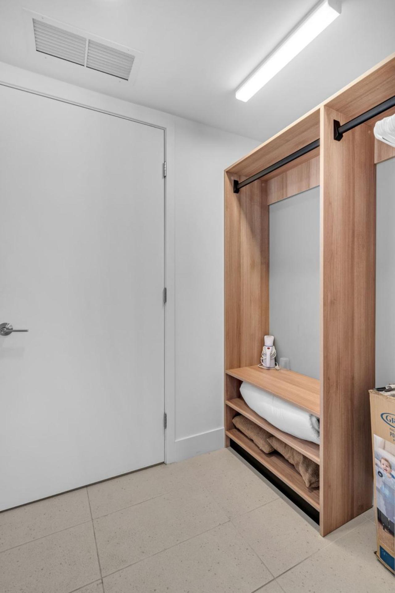 Appartement Bright And Breezy 1 Bed Unit With Water And Views